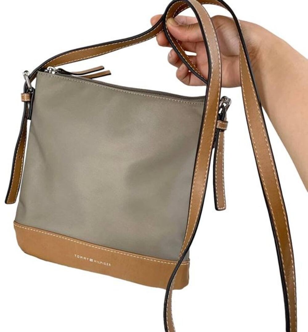Tommy Hilfiger Women's Crossbody Purse